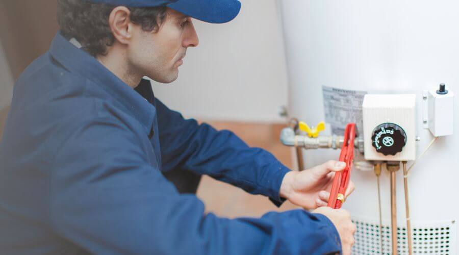 Local tankless water heater installation in Seymour, IA